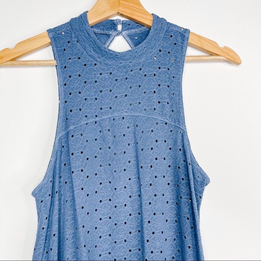 American Eagle Soft & Sexy Eyelet Swing Tank Top - Picture 4 of 10